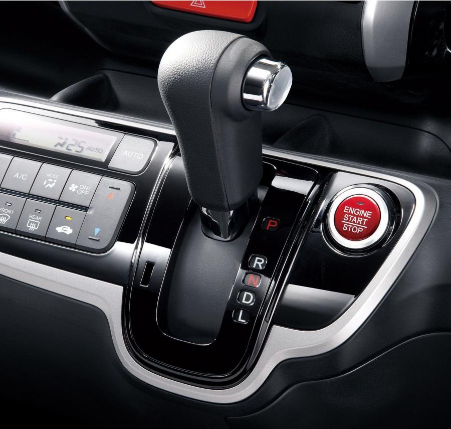  Honda N Box 2012 года  (фото 41 из 76)